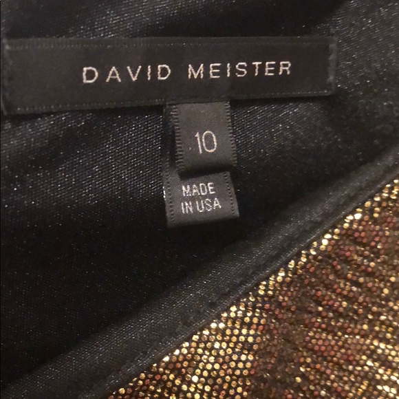 Gold full length gown - Picture 2 of 4